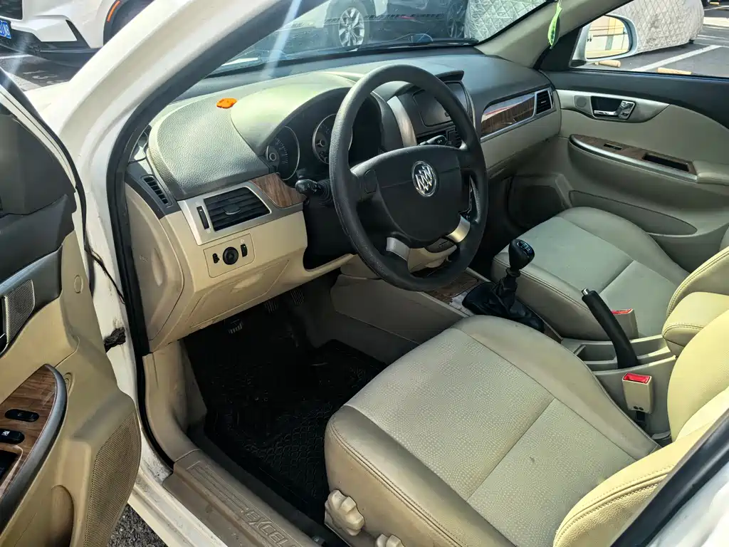 Buick Excelle — миниатюра 11