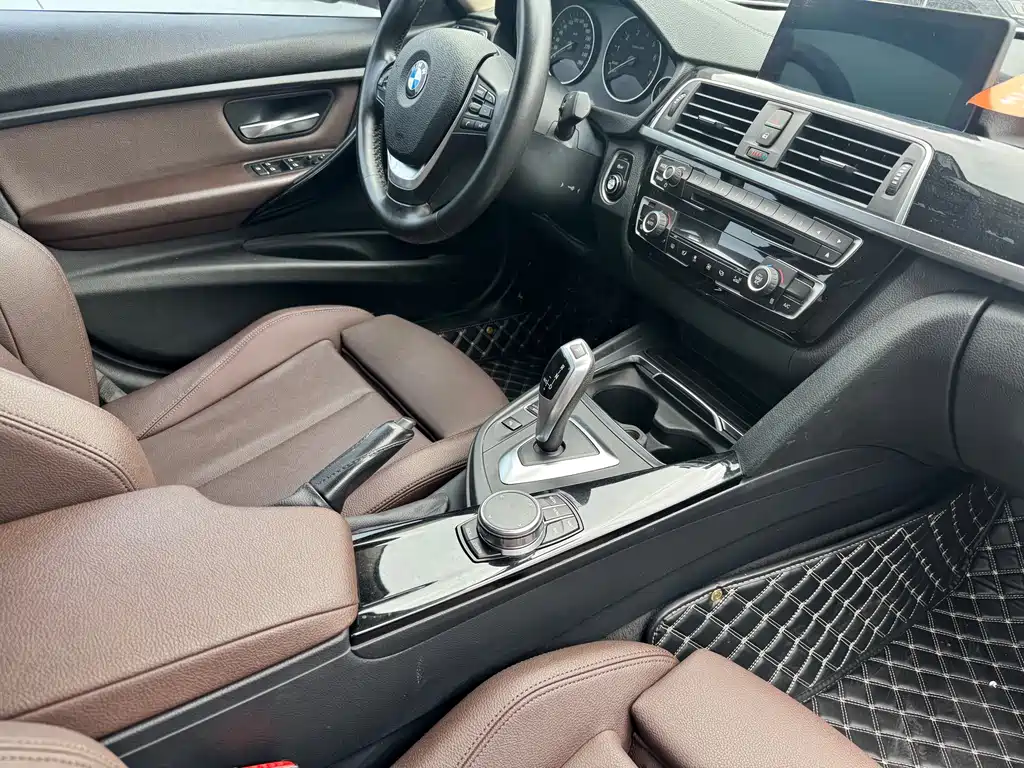 BMW 3 Series — миниатюра 12