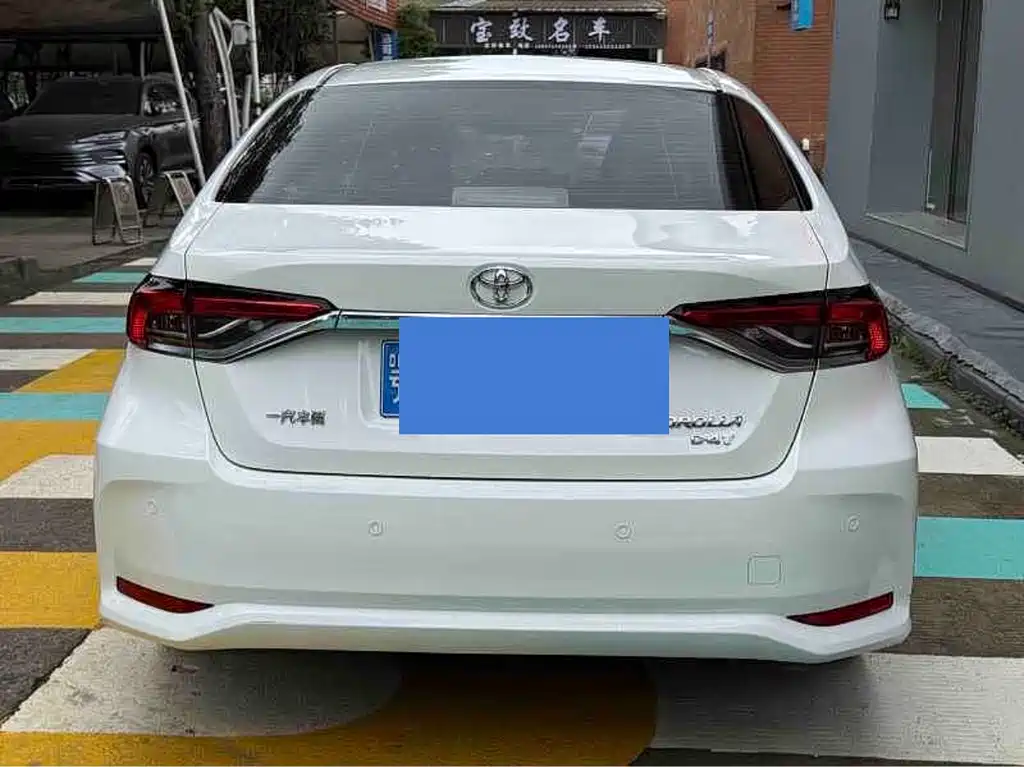 Toyota Corolla — миниатюра 11