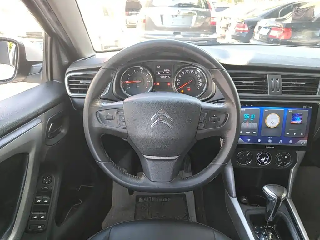 Citroen C3-XR — миниатюра 11