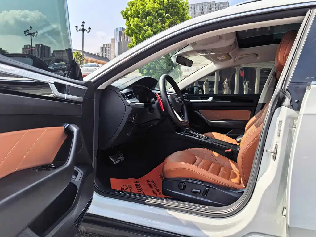 Volkswagen FAW - Passat CC CC 2021 380TSI