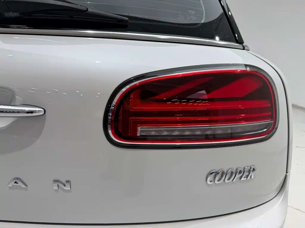 MINI Mini Clubman — миниатюра 10