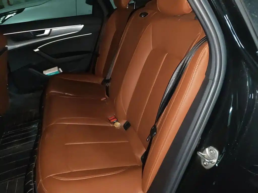 Audi A6L — миниатюра 15