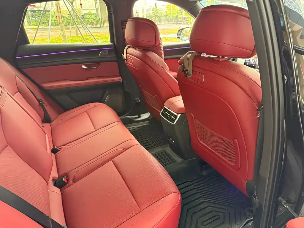 AITO ASK THE WORLD M5