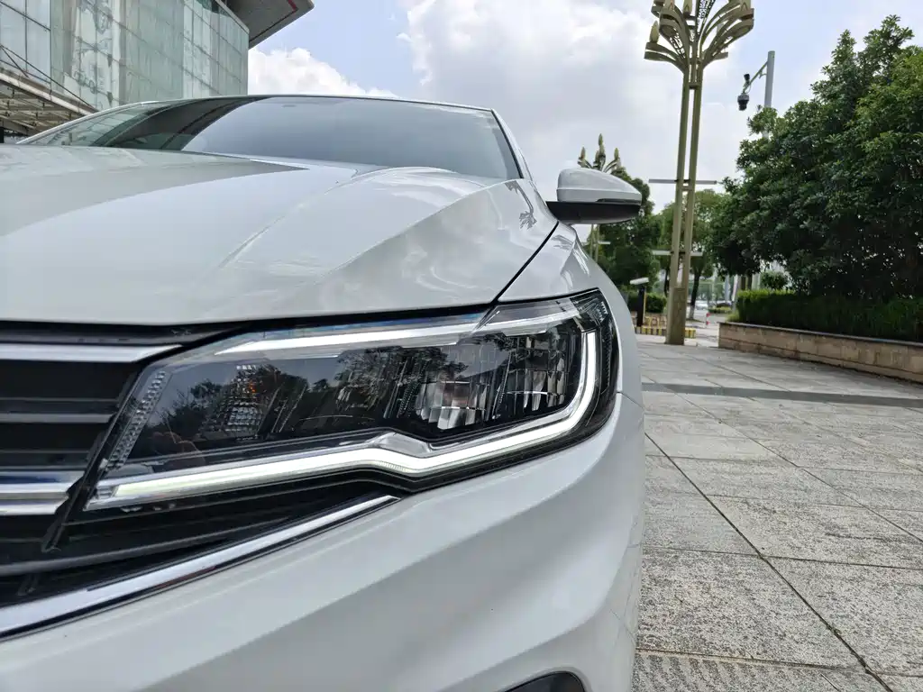 Volkswagen Bora 2021 1.5L AT Fashion Smart Connect