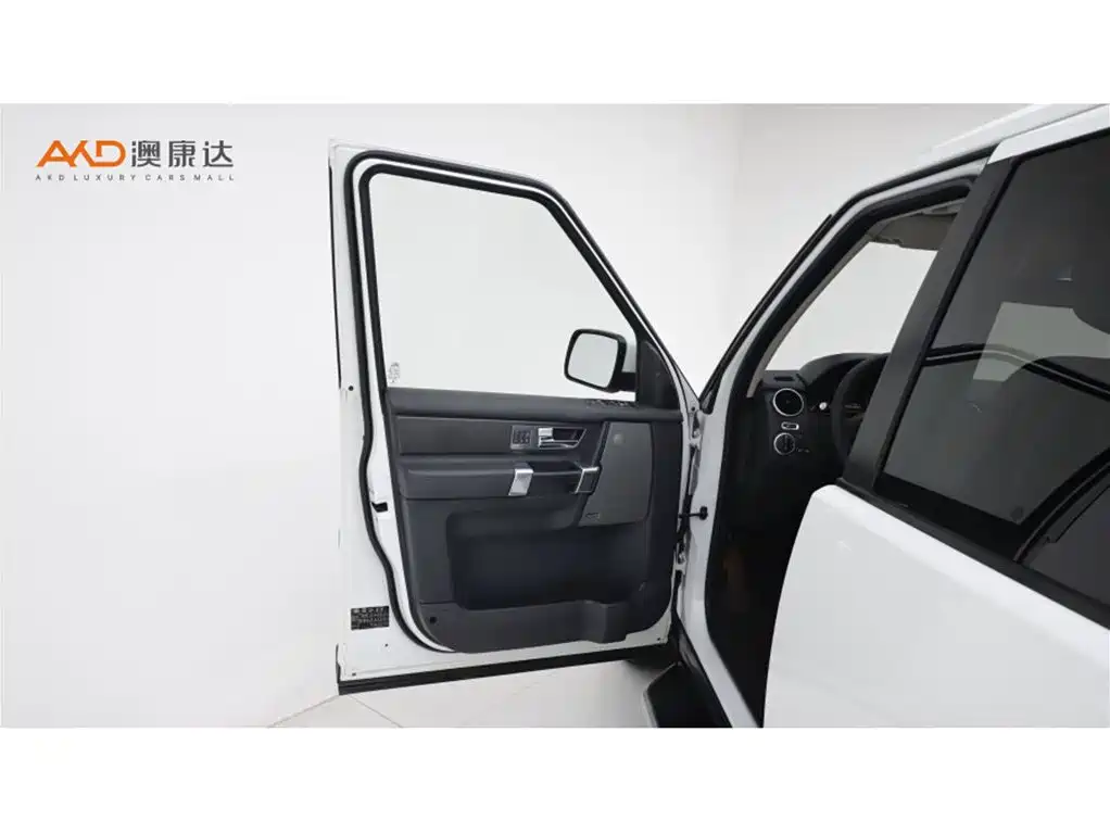 Land Rover Discovery — миниатюра 10