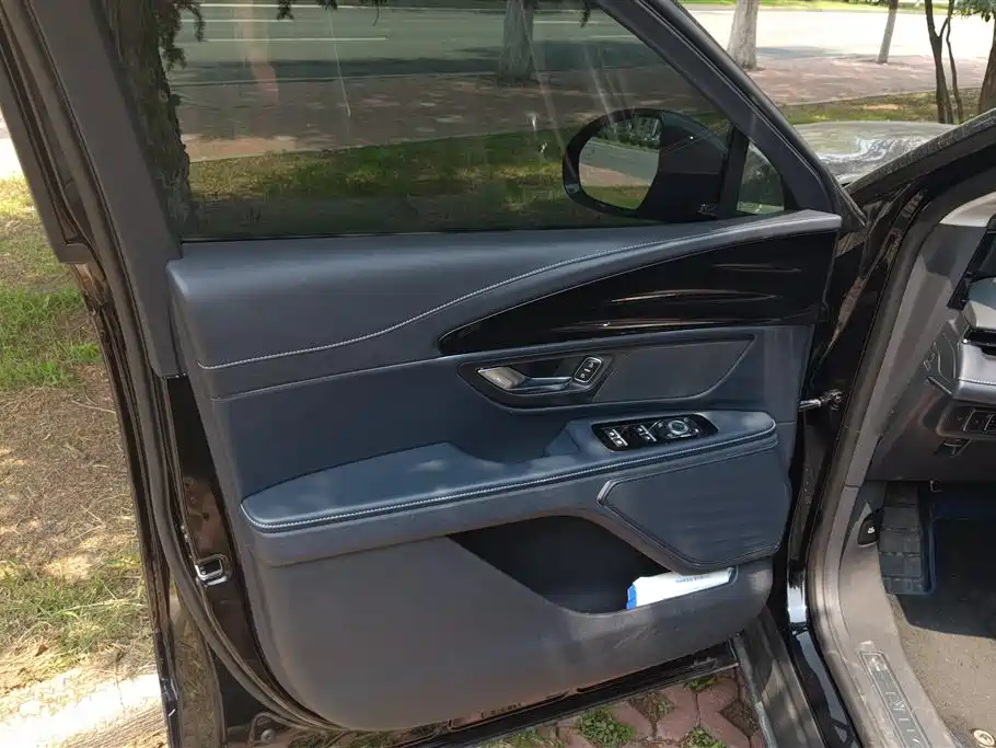 Lincoln Nautilus 2023 2.0T