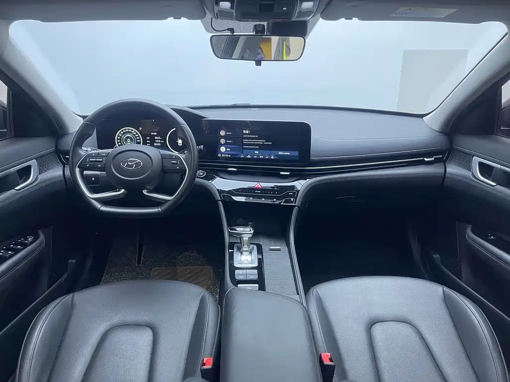 Hyundai Mistra — миниатюра 16