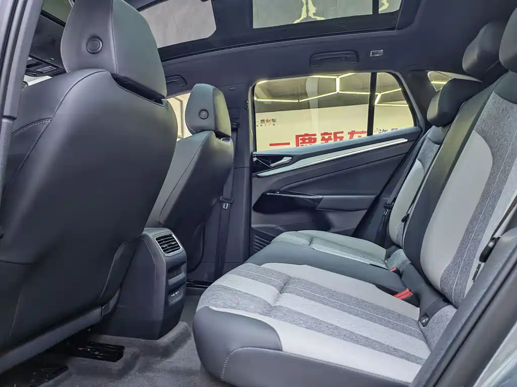 Volkswagen ID.4 Crozz — миниатюра 17