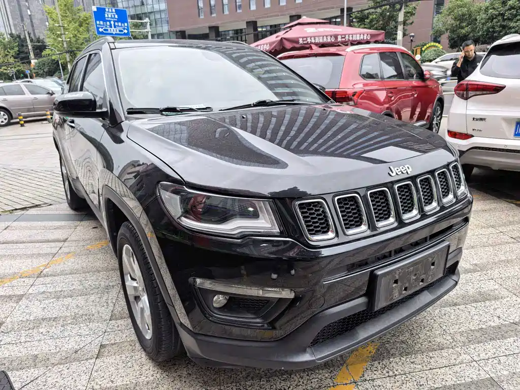 Jeep Compass — миниатюра 2