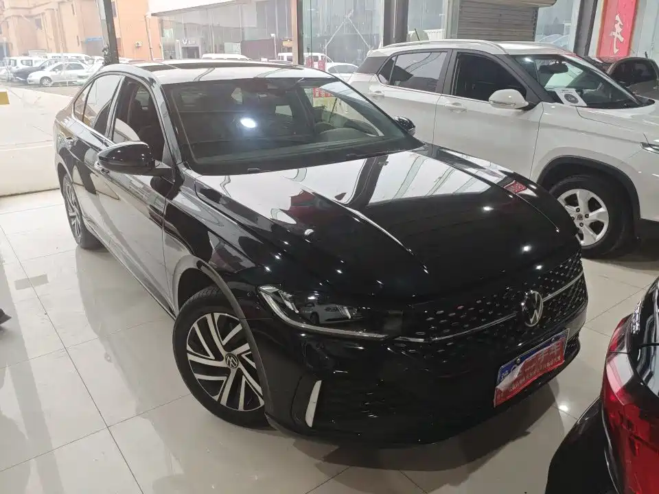 Volkswagen Lavida — миниатюра 5