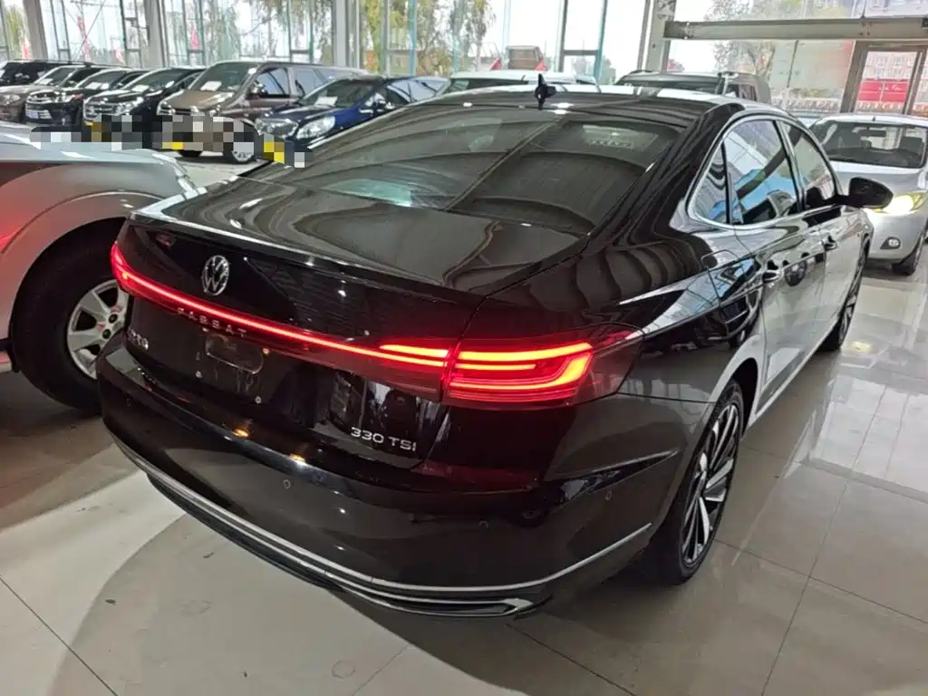 Volkswagen Passat — миниатюра 7