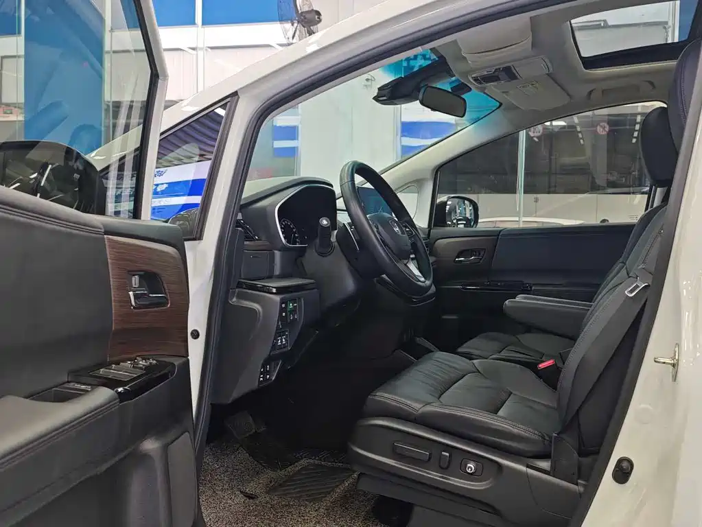 Honda Odyssey — миниатюра 6