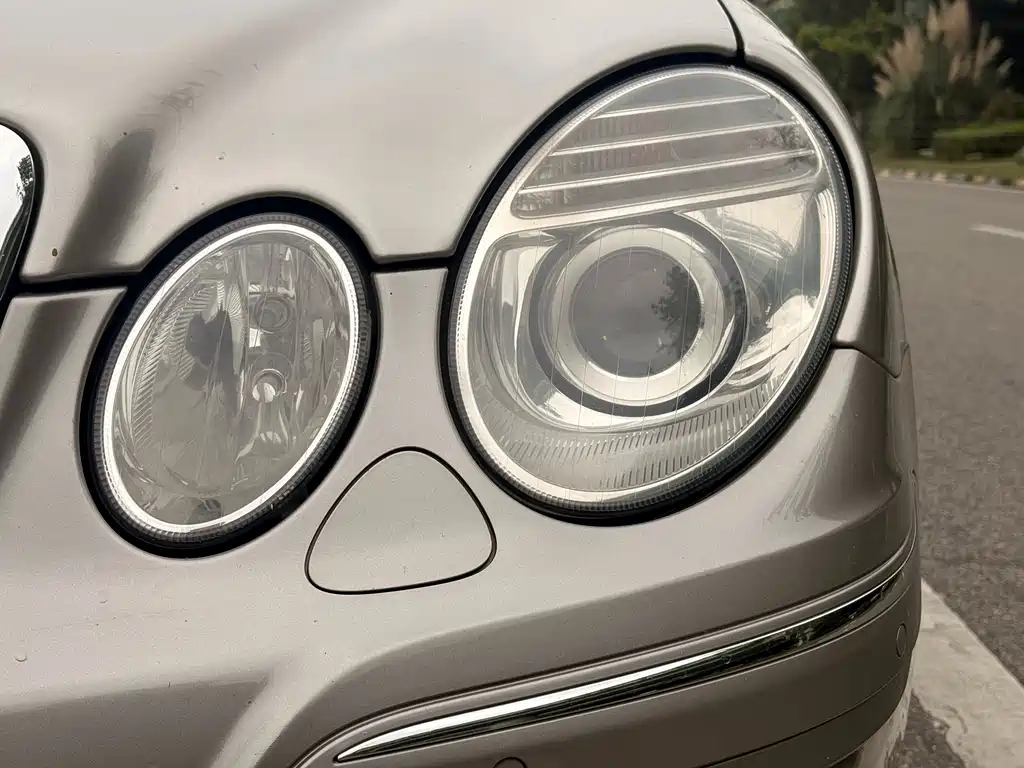 Mercedes-Benz E-Class — миниатюра 23