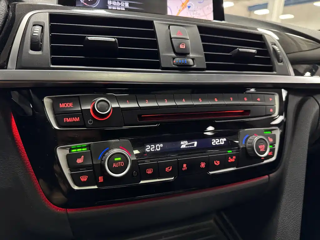BMW 3 Series — миниатюра 24