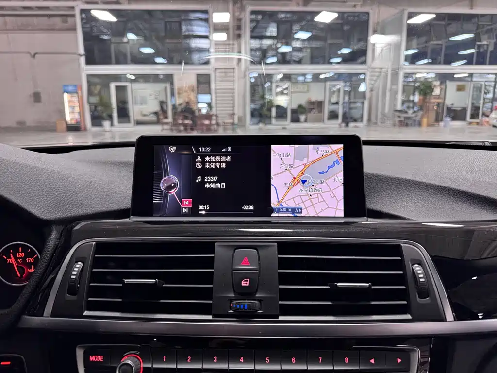 BMW 3 Series — миниатюра 18