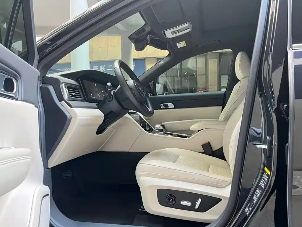Li Auto Li ONE — миниатюра 9