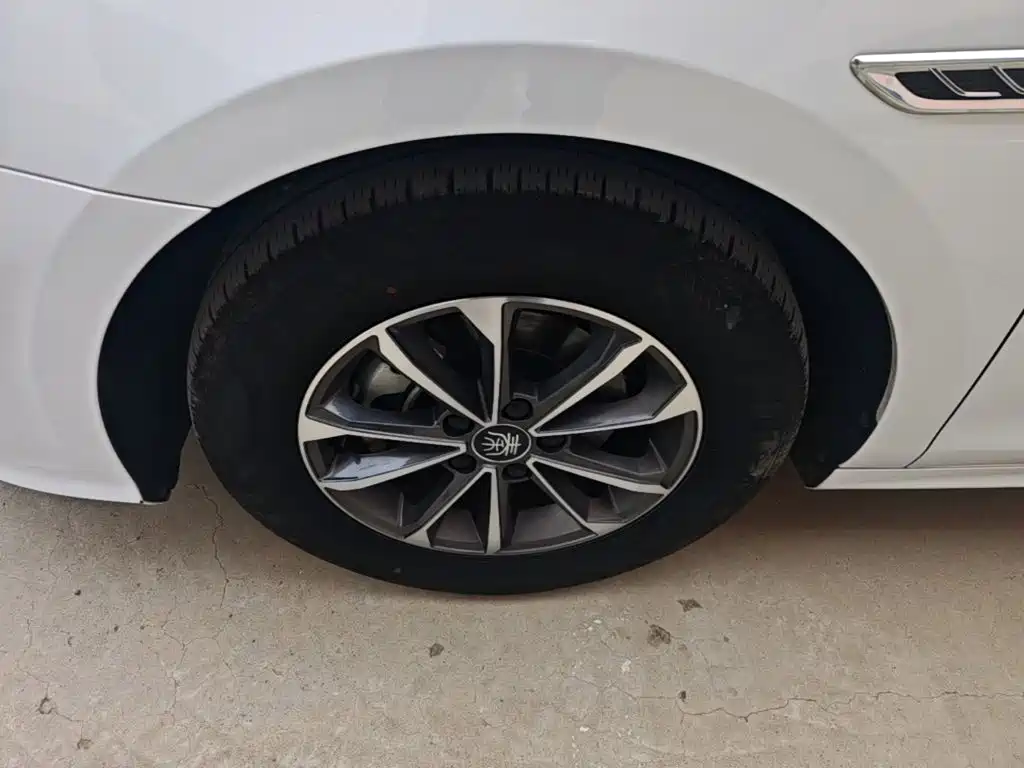 BYD Qin PLUS — миниатюра 23
