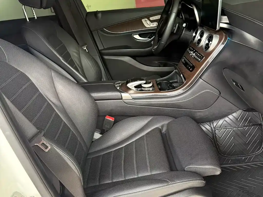 Mercedes-Benz GLC — миниатюра 7
