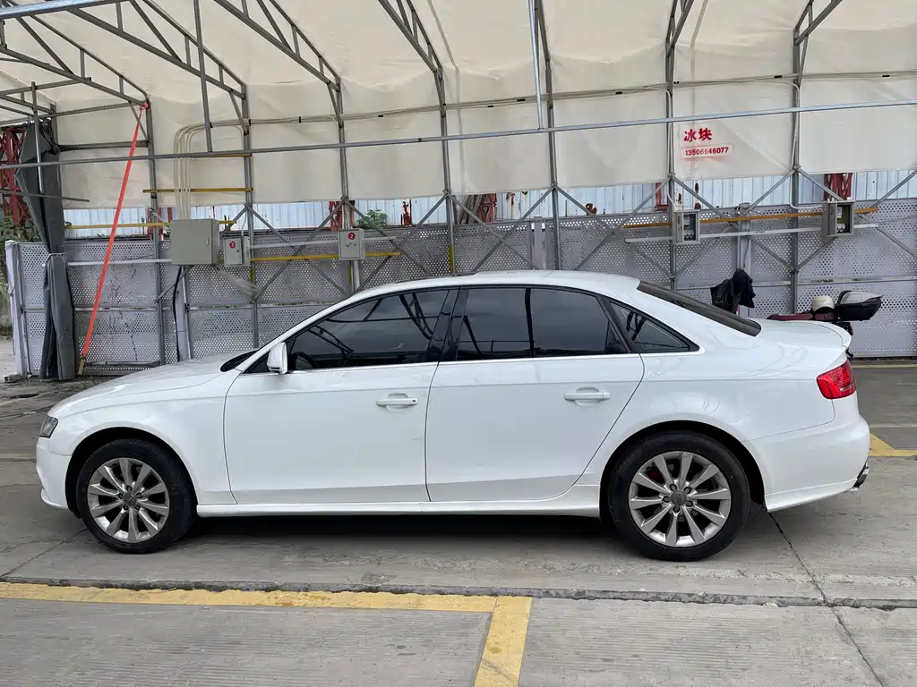 Audi A4L — миниатюра 8