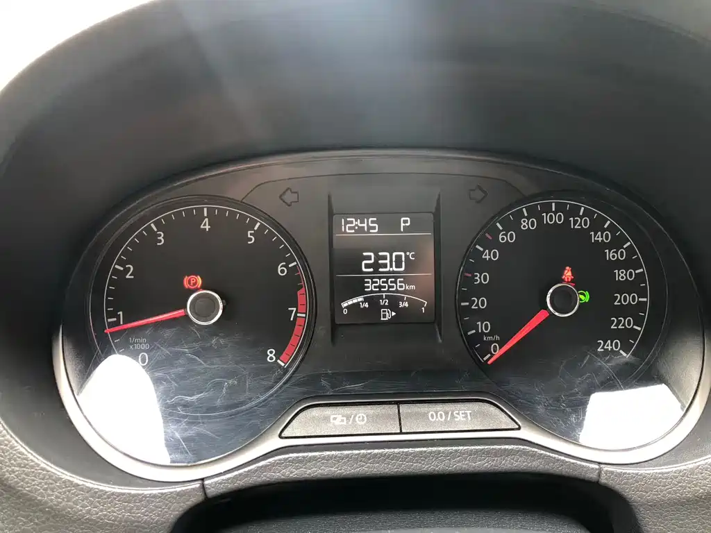 Volkswagen Polo — миниатюра 7