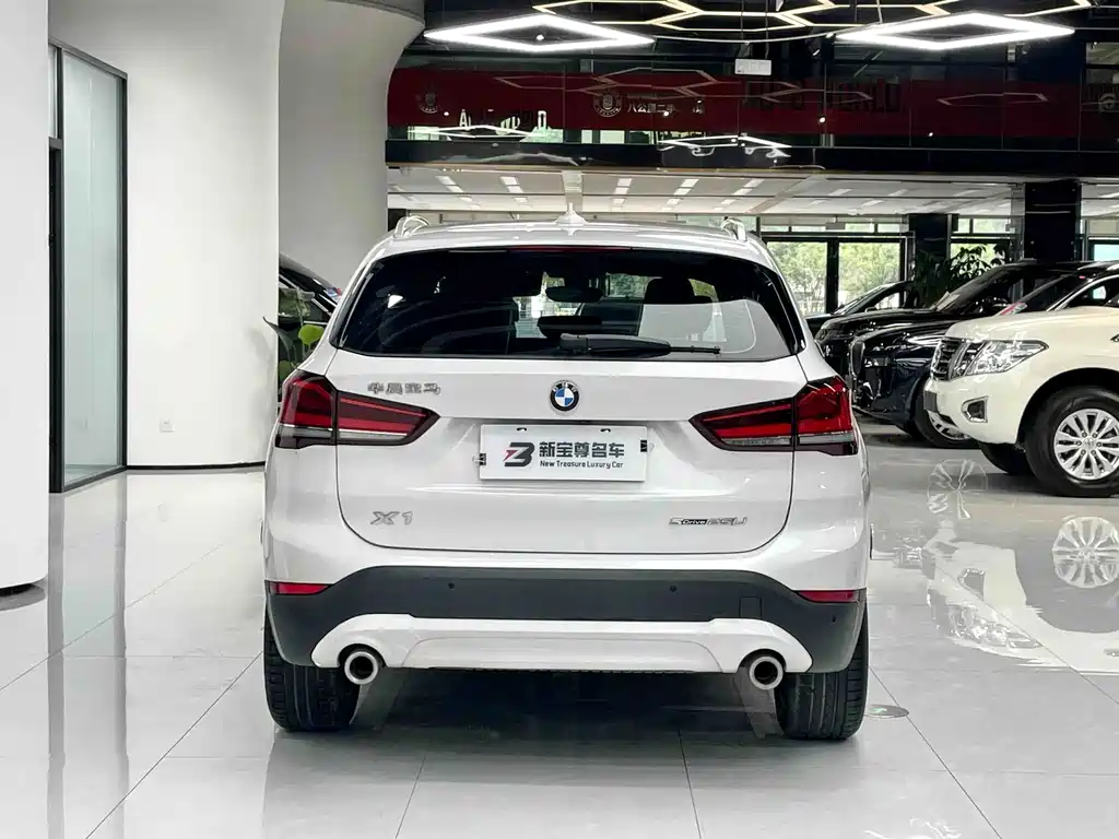 BMW X1 — миниатюра 12
