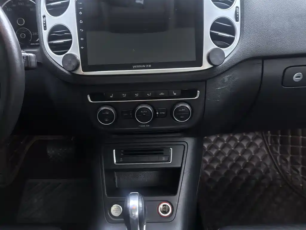 Volkswagen Tiguan — миниатюра 14