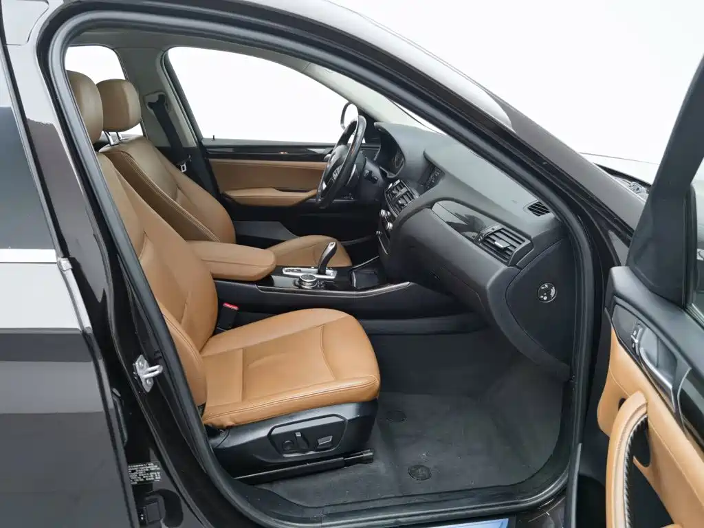 BMW X4 — миниатюра 23