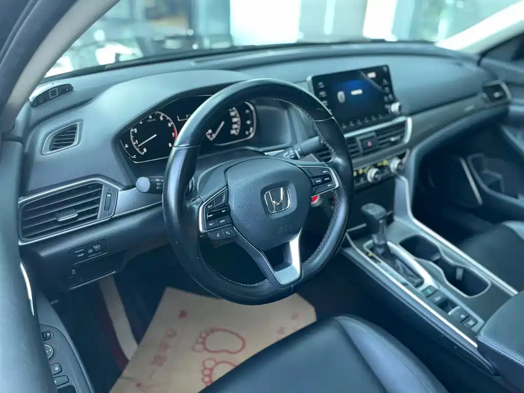 Honda Accord — миниатюра 14