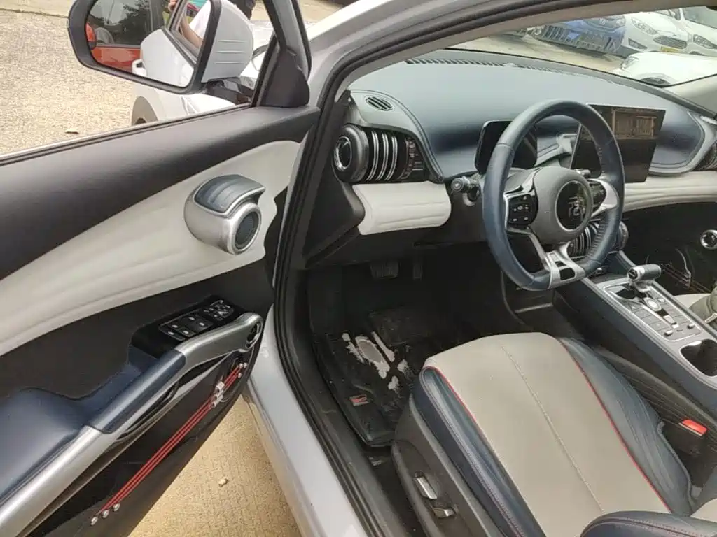 BYD Yuan Plus — миниатюра 16