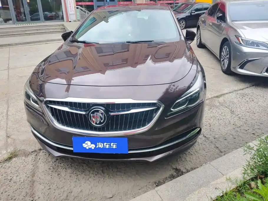 Buick LaCrosse — миниатюра 2