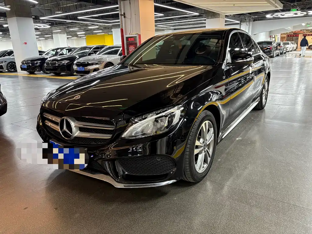 Mercedes-Benz C-Class 2018