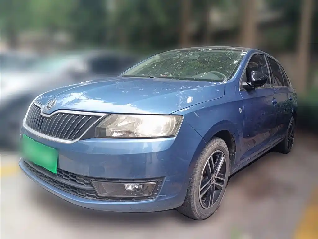 Купить Skoda Rapid Spaceback