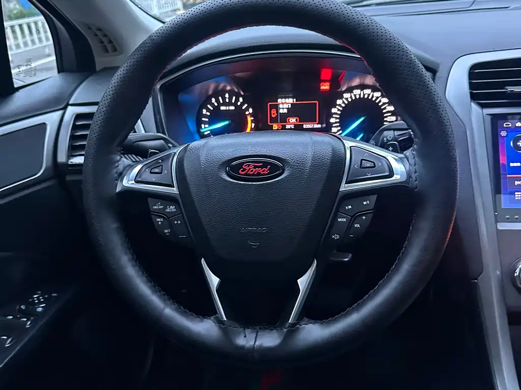 Ford Mondeo — миниатюра 17