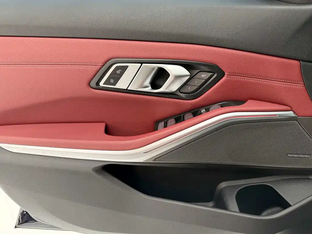 BMW 3 Series — миниатюра 16