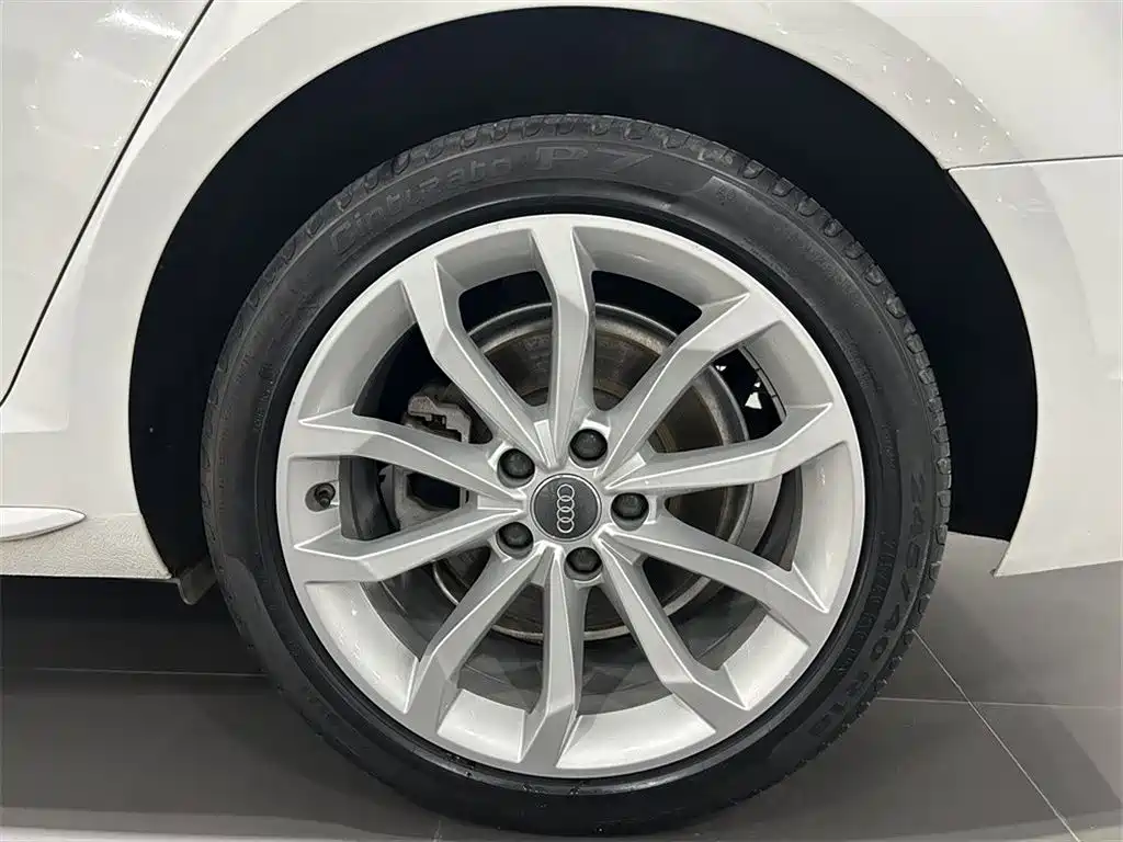 Audi A4L — миниатюра 16