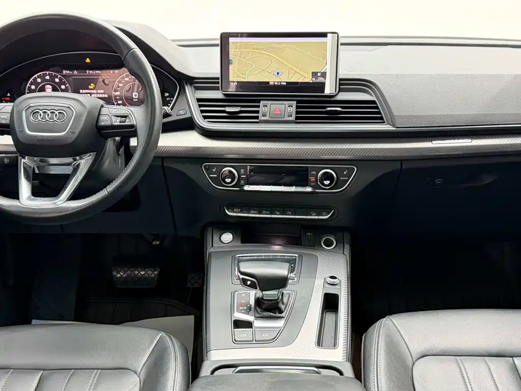 Audi Q5L — миниатюра 20
