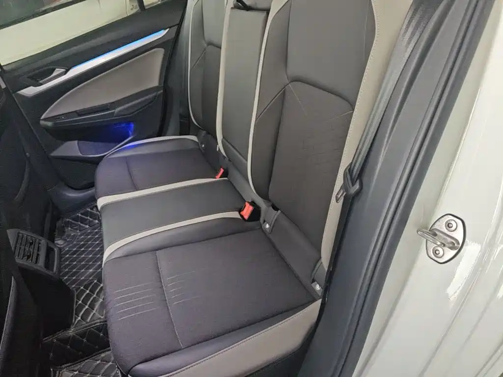Volkswagen Golf — миниатюра 17