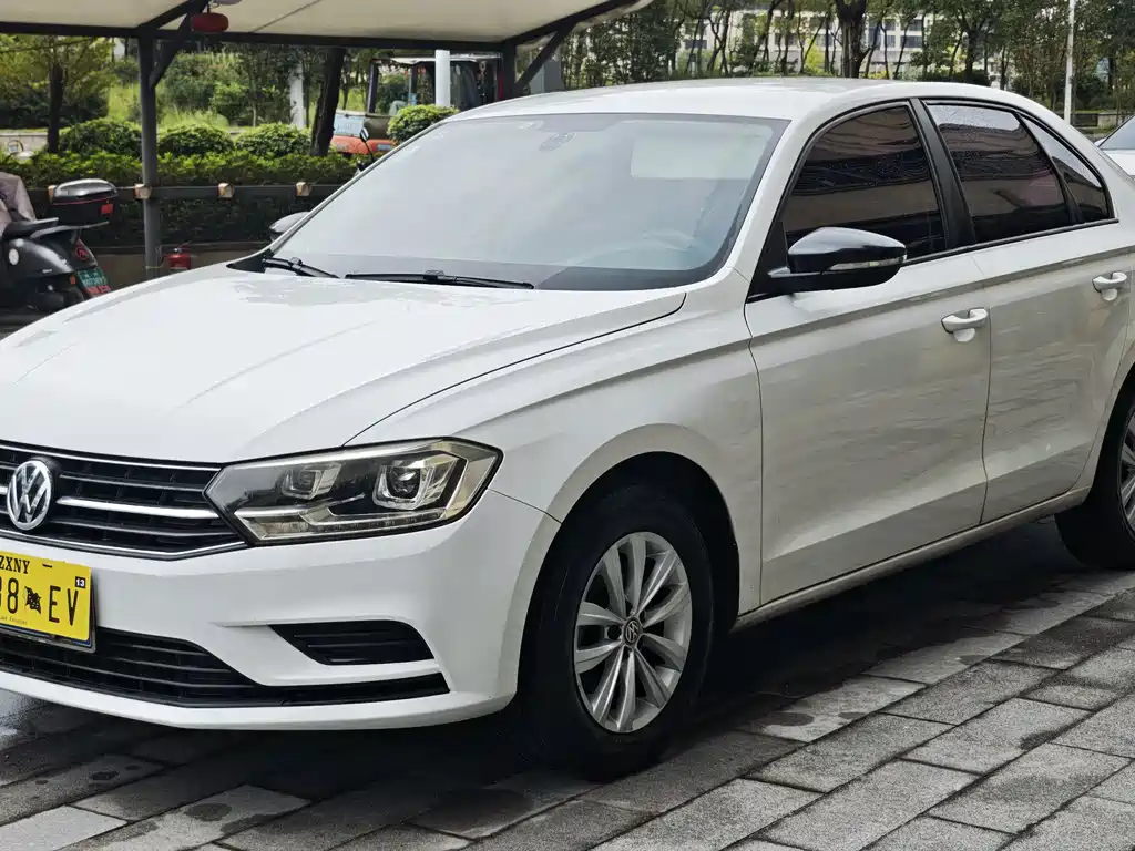 Volkswagen Bora — миниатюра 3