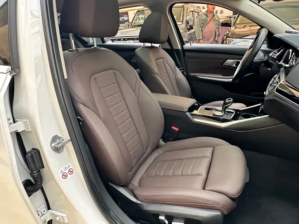 BMW 3 Series — миниатюра 15
