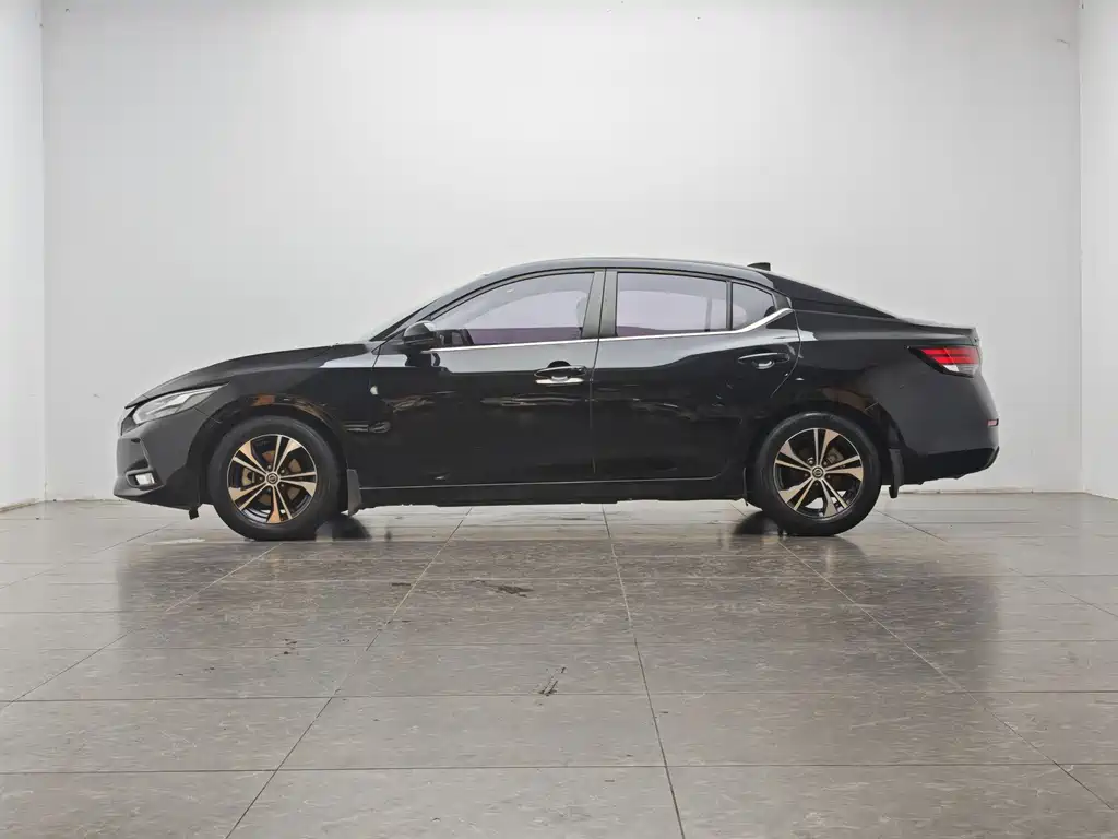 Nissan Sylphy — миниатюра 10