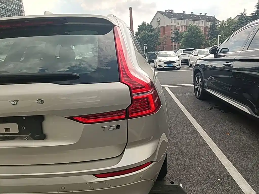 Volvo XC60 — миниатюра 8