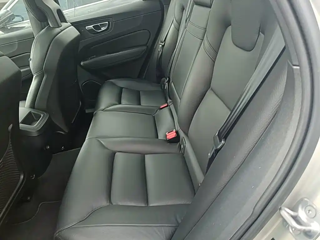 Volvo XC60 — миниатюра 17