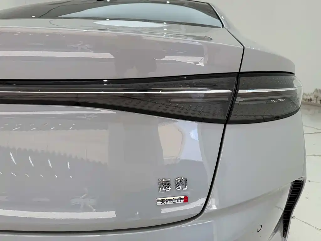 BYD Seal — миниатюра 7