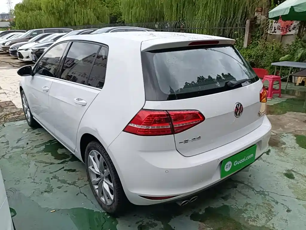 Volkswagen Golf — миниатюра 5