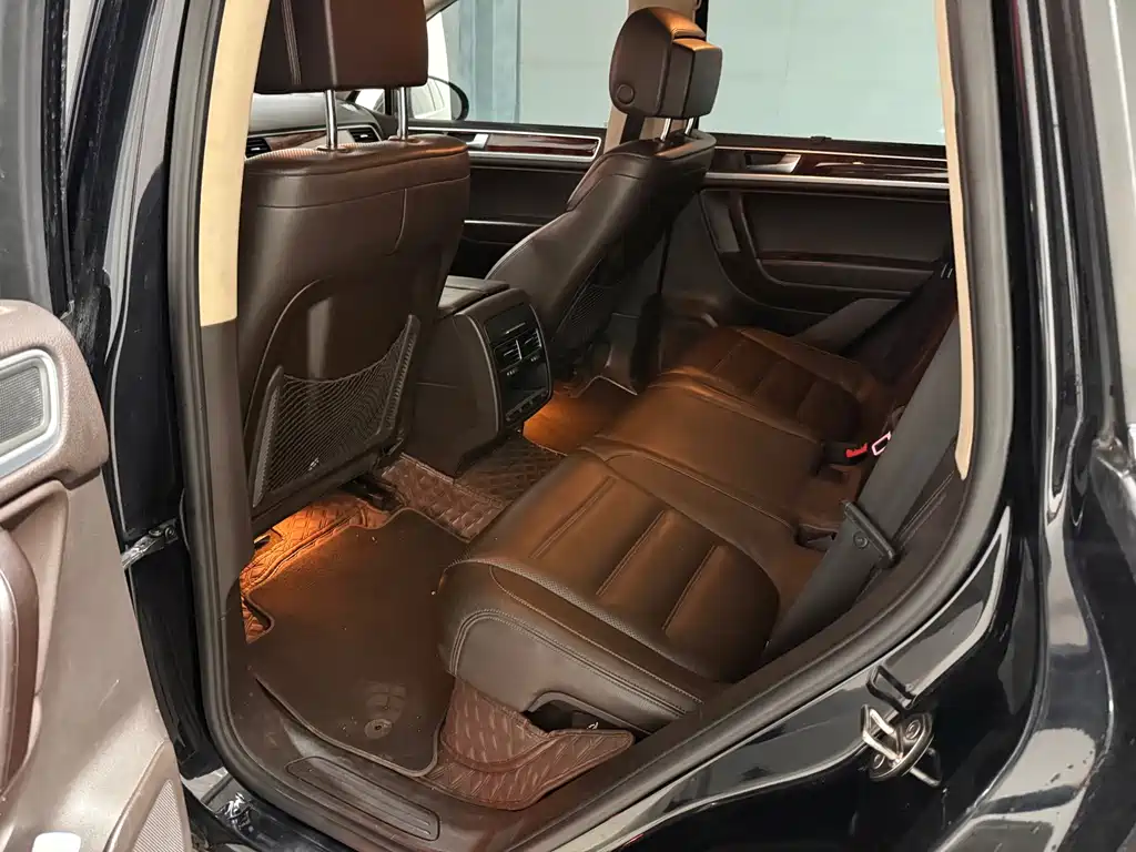 Volkswagen Touareg — миниатюра 8