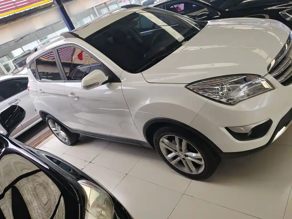 Changan CS35 — миниатюра 16