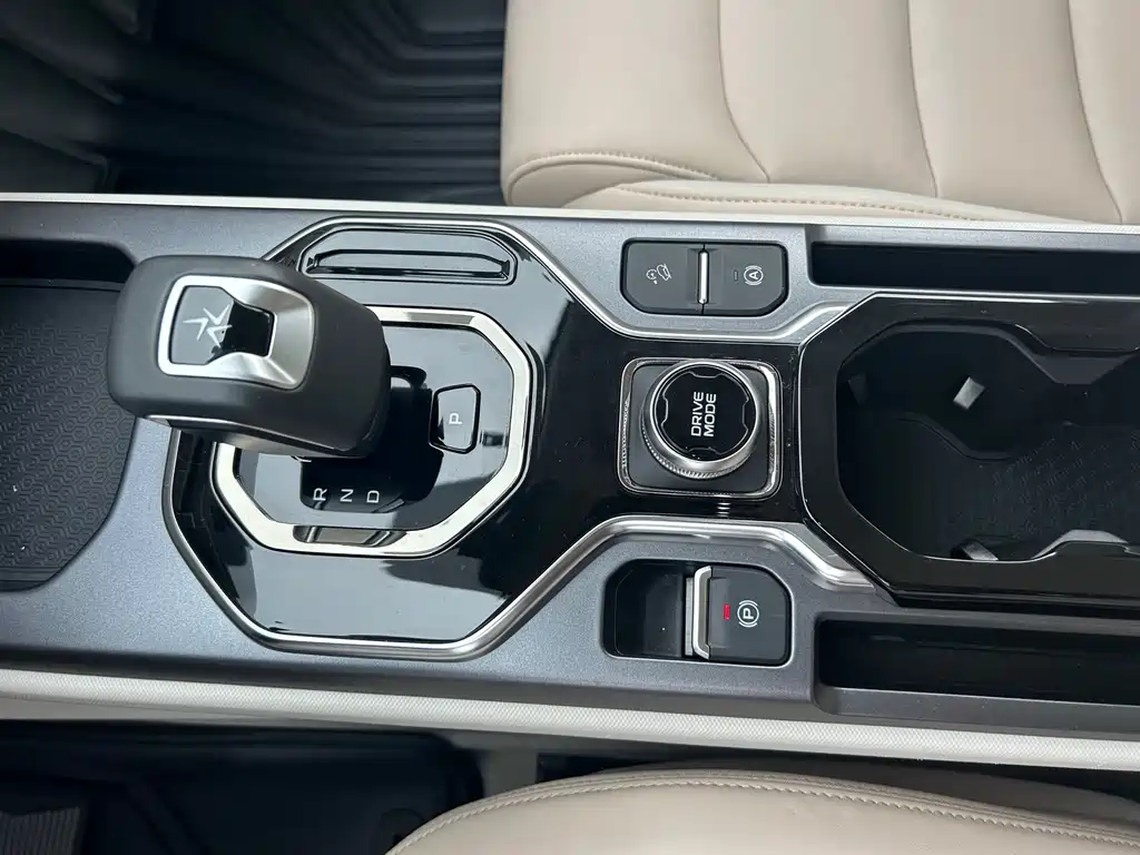Geely Icon 2023 1.5TD