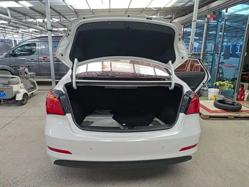 Hyundai Mistra — миниатюра 19