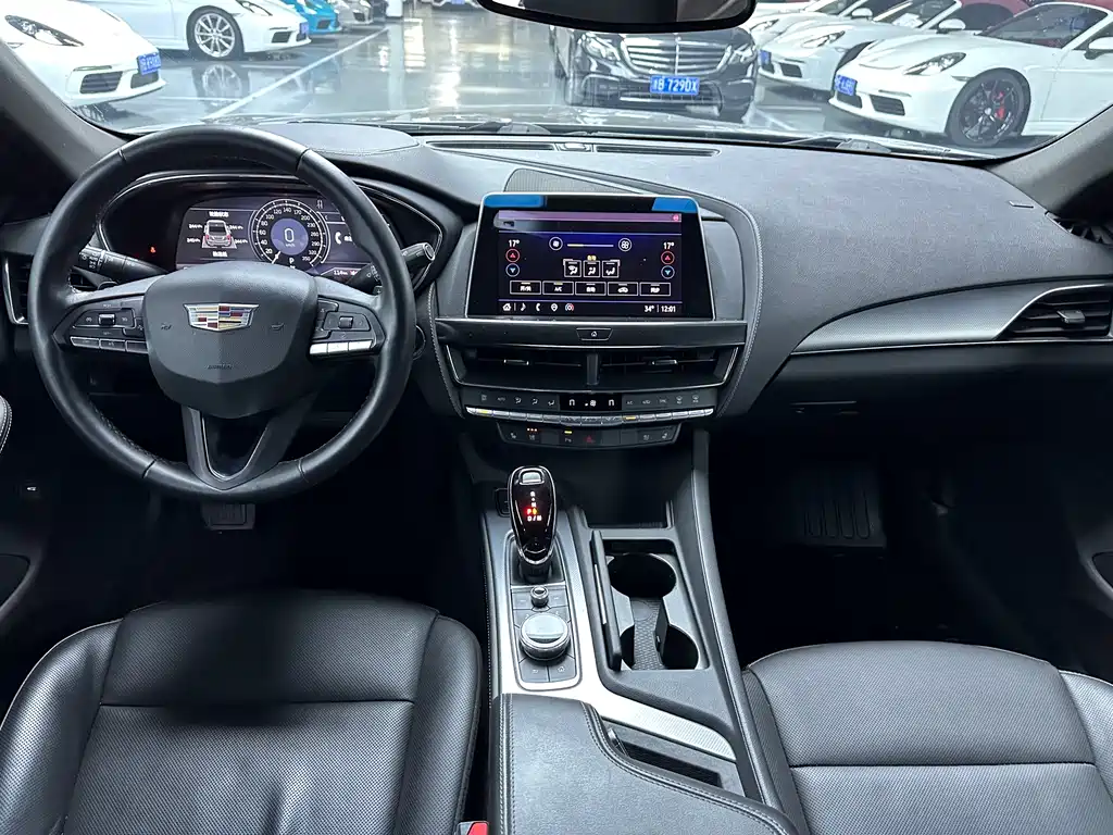 Cadillac CT5 — миниатюра 13